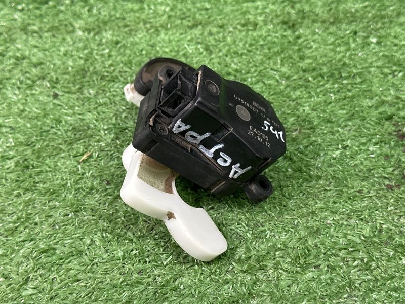 Сервопривод заслонки печки Opel Astra