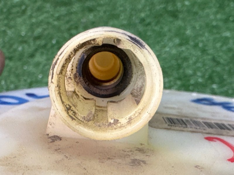 Топливный насос Opel Zafira B