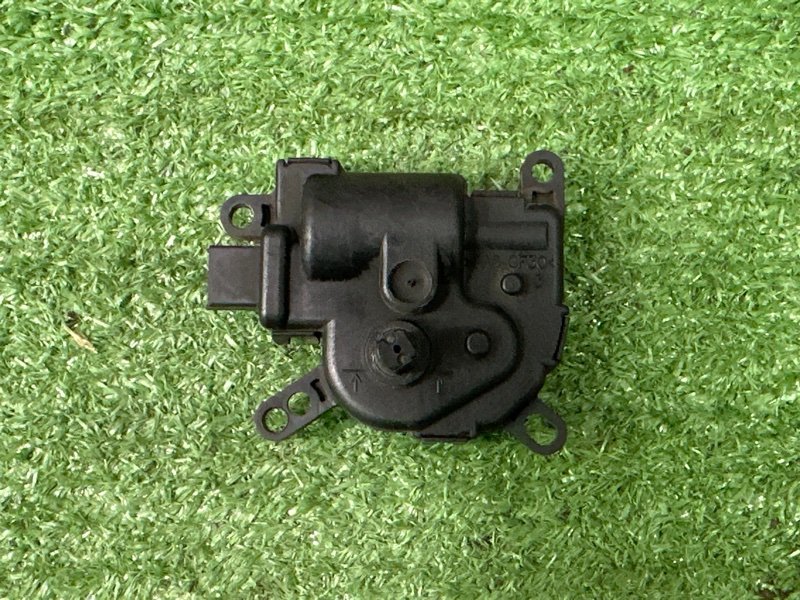 Сервопривод заслонки печки Opel Astra J