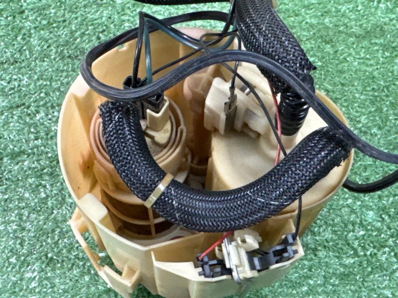 Топливный насос Opel Astra H