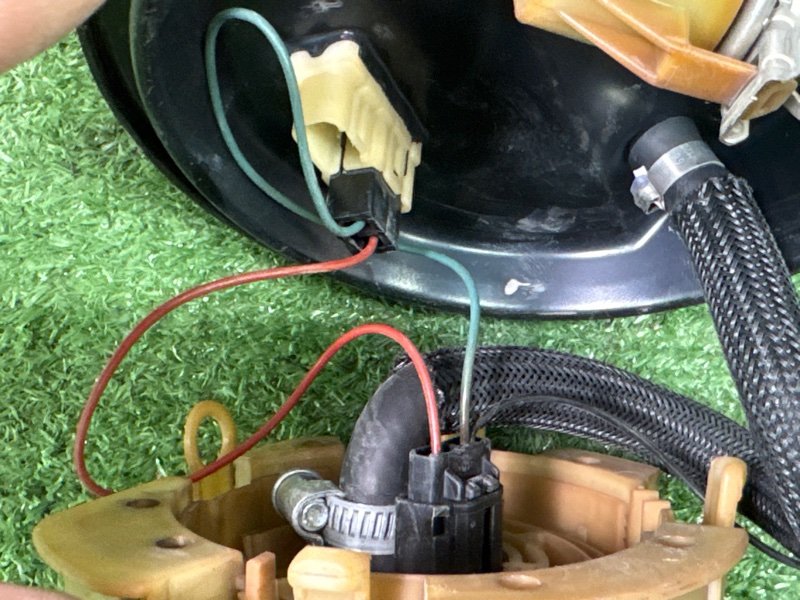 Топливный насос Opel Astra G