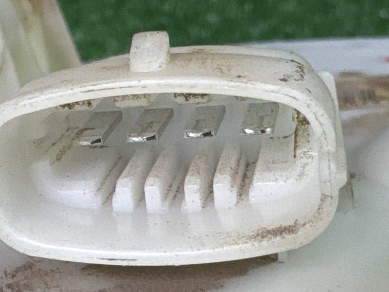 Топливный насос Opel Zafira