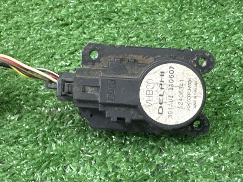 Сервопривод заслонок печки Opel Astra H