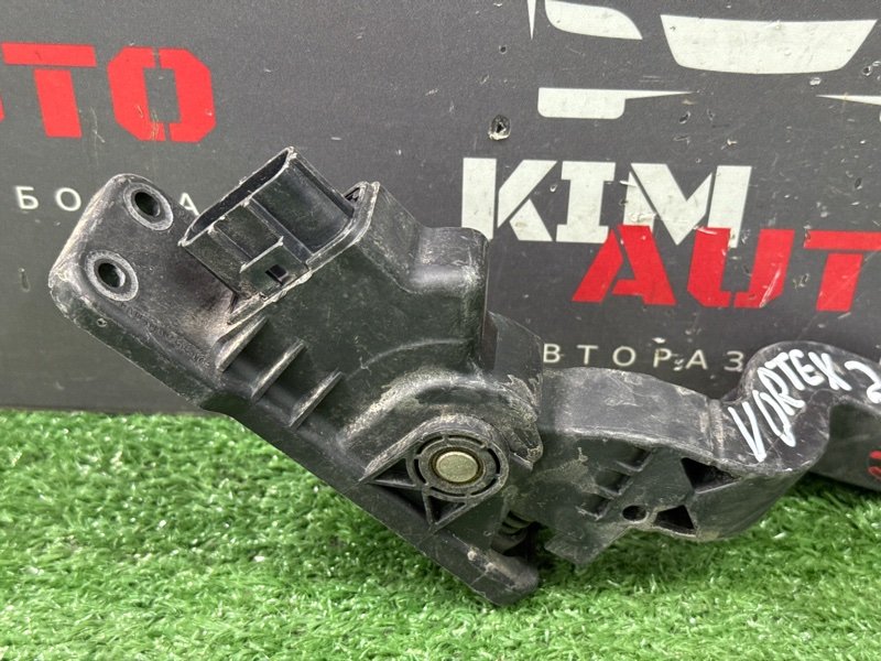 Педаль газа Vortex Estina