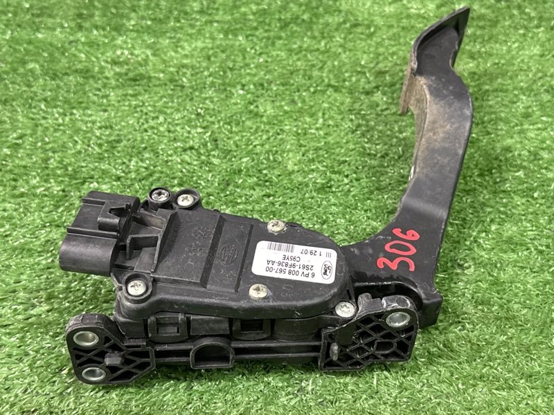 Педаль газа Ford Fusion