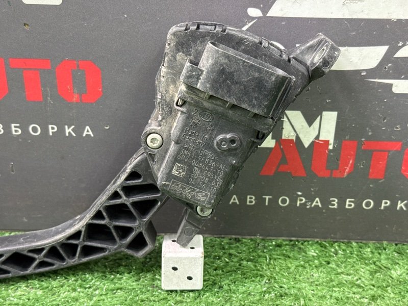 Педаль газа Ford C-Max