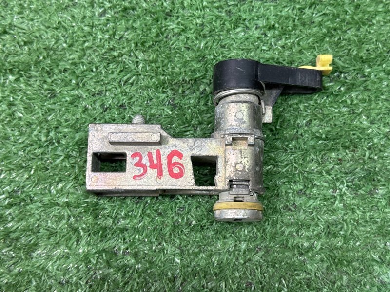 Личинка замка двери с ключом Fiat Panda