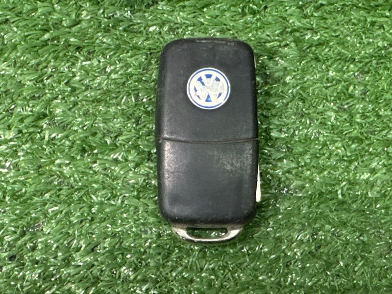 Замок зажигания с ключом Volkswagen Passat B5