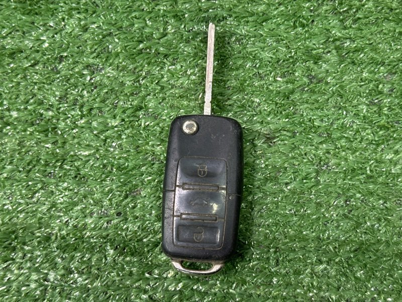 Замок зажигания с ключом Volkswagen Passat B5