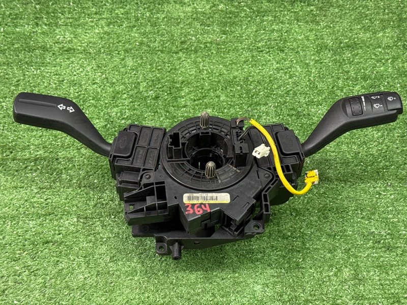 Блок подрулевых переключателей (гитара) Ford Focus 2