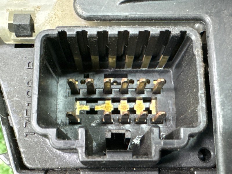 Блок подрулевых переключателей (гитара) Ford Focus 2