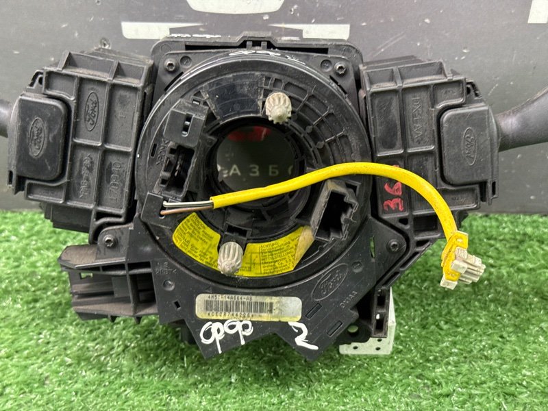 Блок подрулевых переключателей (гитара) Ford Focus 2 HB