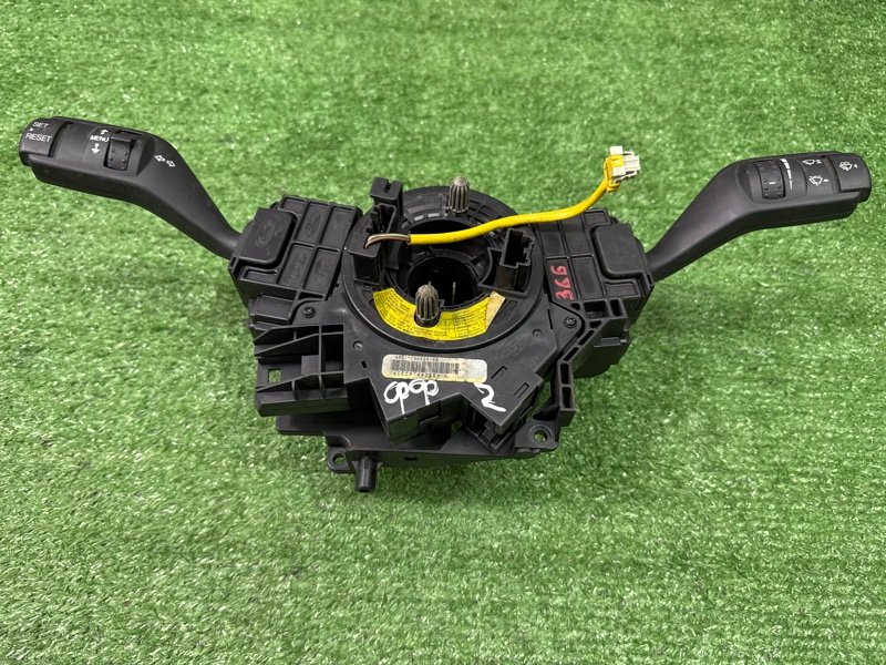 Блок подрулевых переключателей (гитара) Ford Focus 2 HB