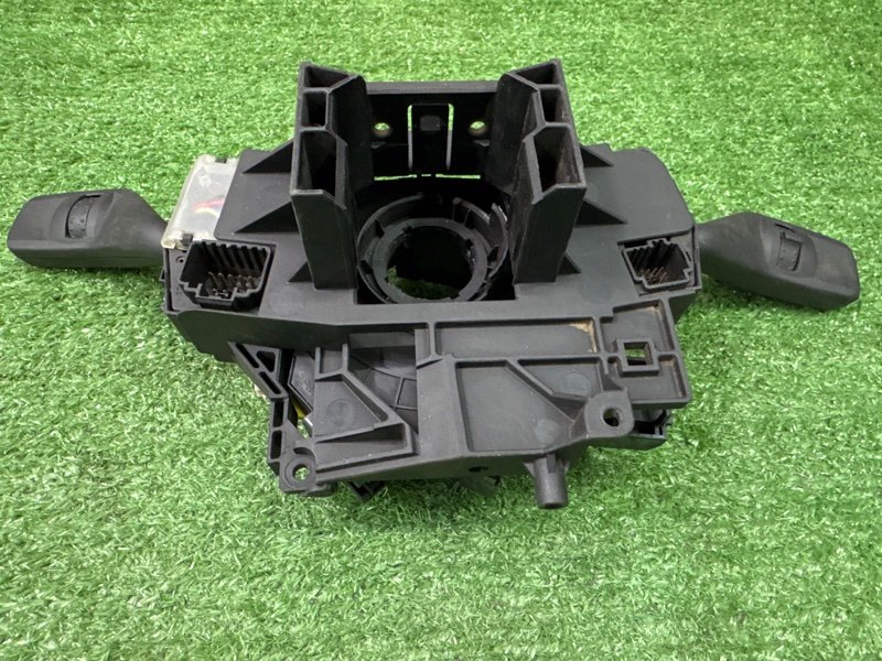 Блок подрулевых переключателей (гитара) Ford Focus 2 HB