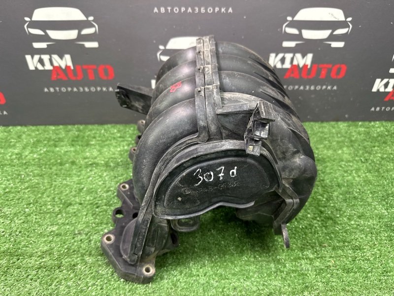 Коллектор впускной Peugeot 307