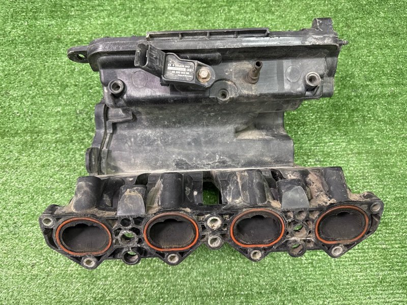 Коллектор впускной Peugeot 307