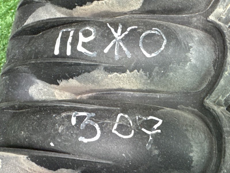 Коллектор впускной Peugeot 307