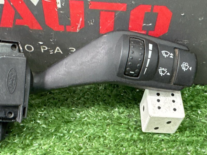 Подрулевой переключатель дворников Ford Focus 2 HB