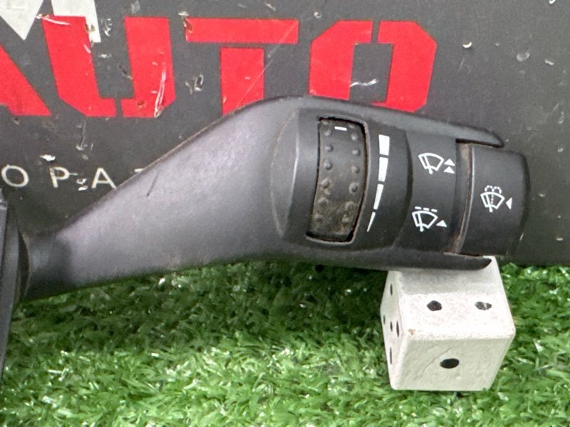Подрулевой переключатель дворников Ford Focus 2 HB