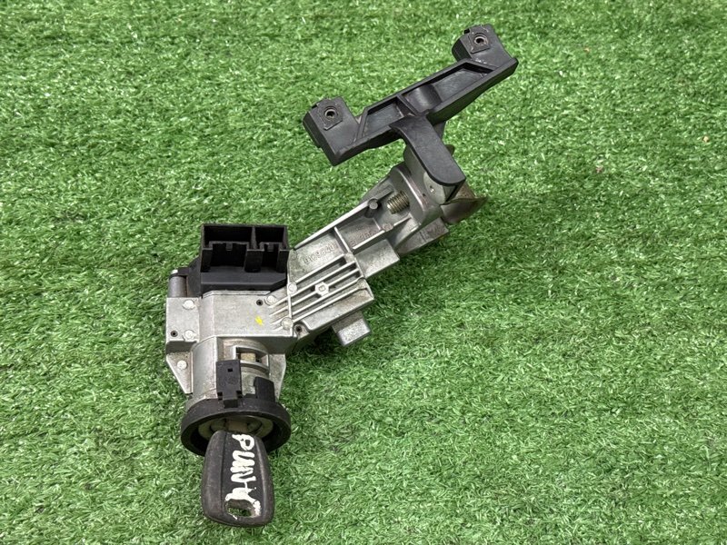 Замок зажигания с ключом Fiat Punto