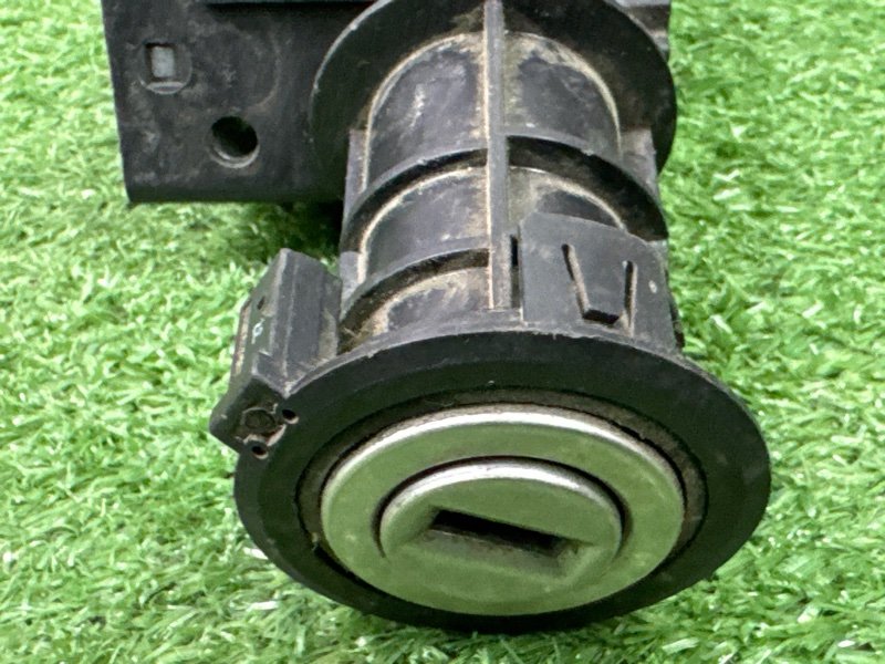 Замок зажигания с ключом Fiat Albea