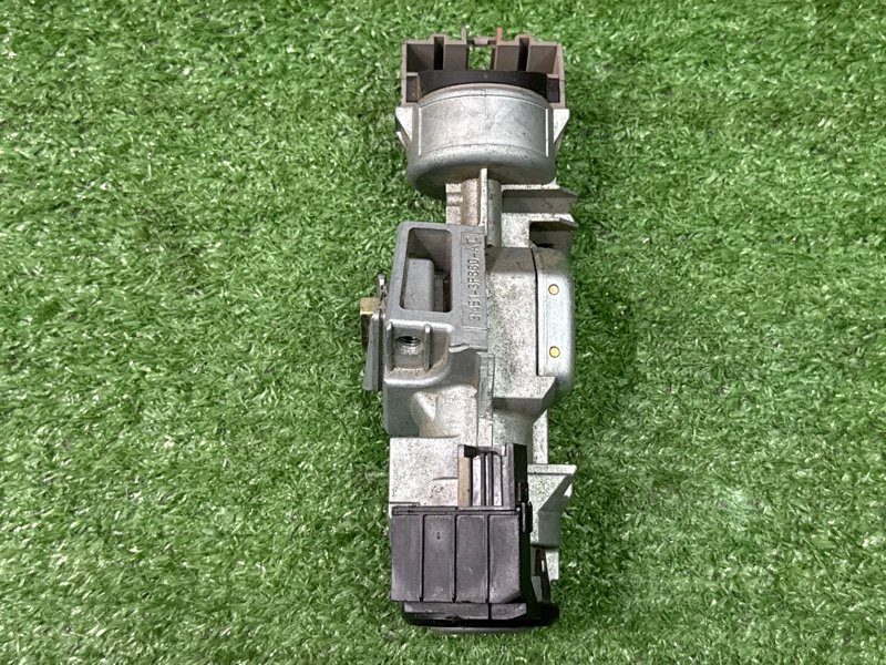 Замок зажигания с ключом Ford Focus 2