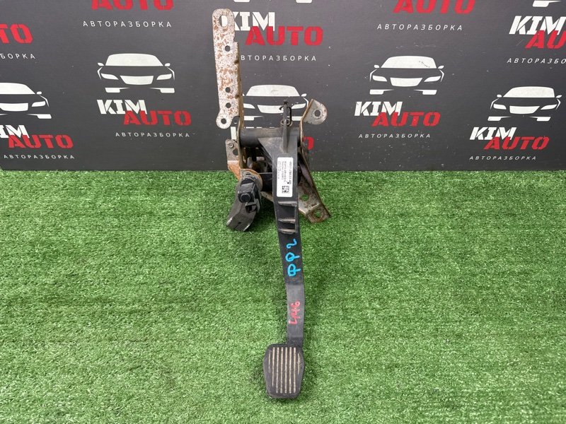 Педаль сцепления Ford Focus 2