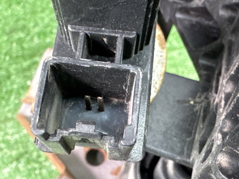 Педаль сцепления Ford Focus 2