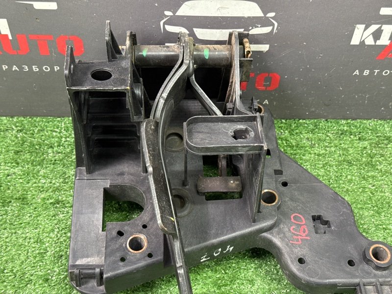 Педаль тормоза Peugeot 407