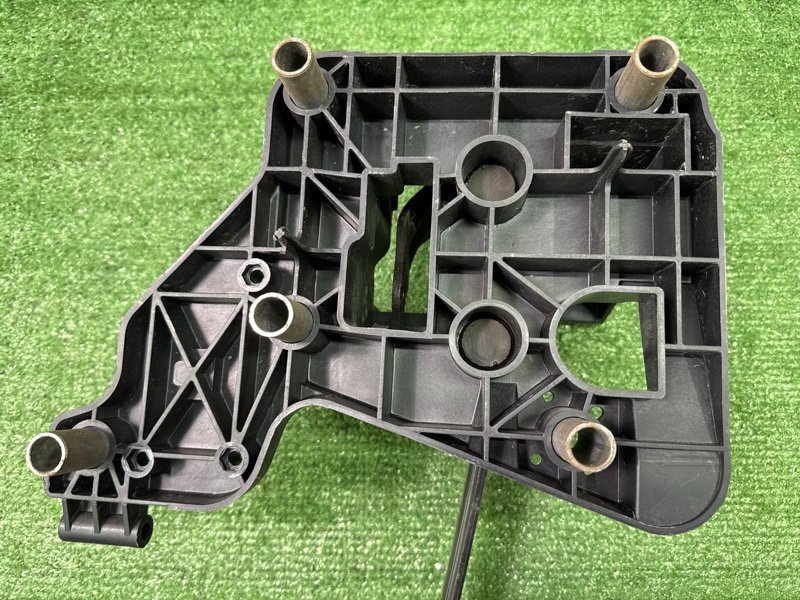 Педаль тормоза Peugeot 407