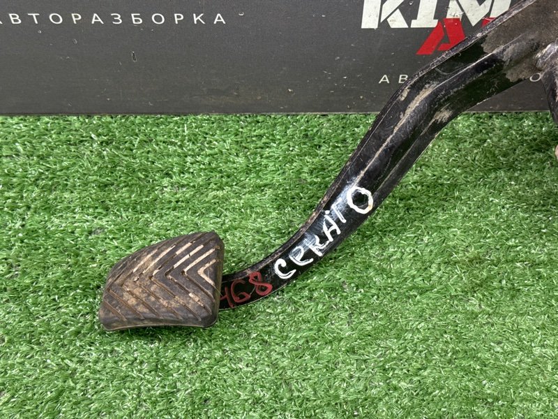 Педаль сцепления Kia Cerato 2