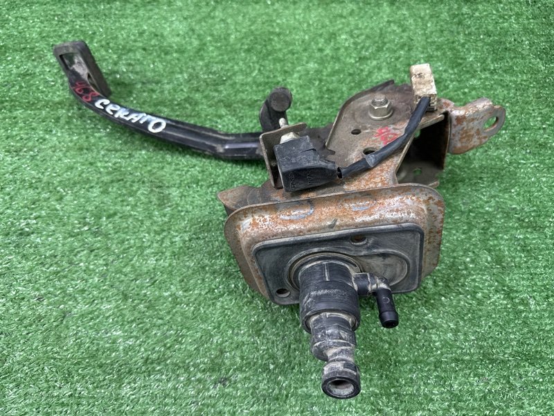 Педаль сцепления Kia Cerato 2