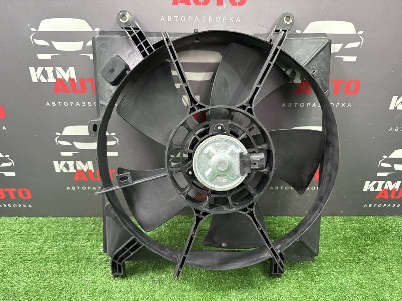 Вентилятор охлаждения радиатора Toyota Rav-4