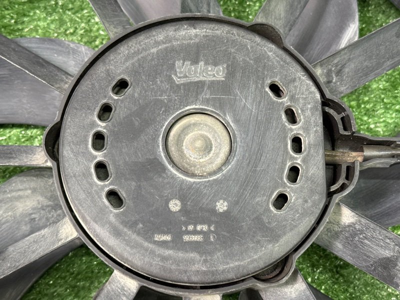 Вентилятор охлаждения радиатора Peugeot 308