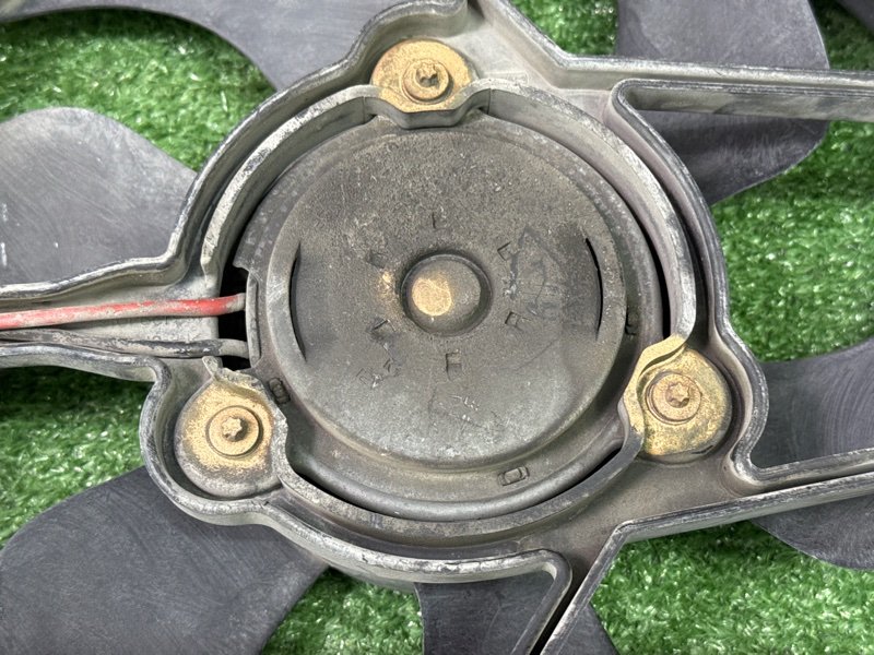 Вентилятор охлаждения радиатора Peugeot 307