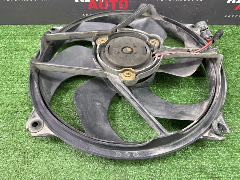 Вентилятор охлаждения радиатора Peugeot 307