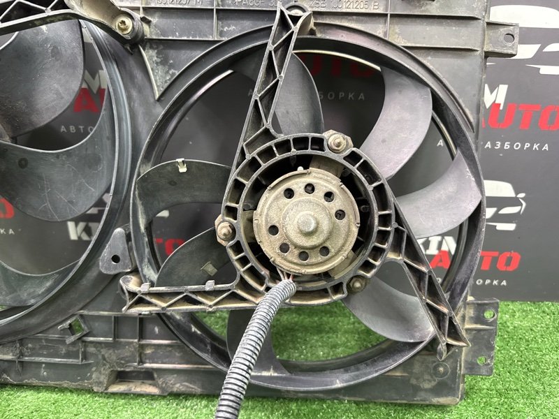 Кассета радиаторов с вентилятором Skoda Octavia A4