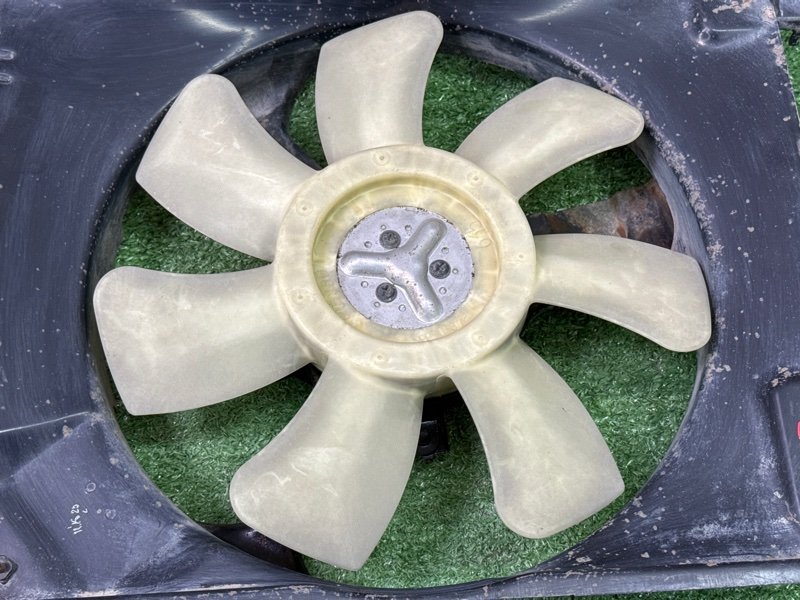 Вентилятор охлаждения радиатора Honda Civic 4D