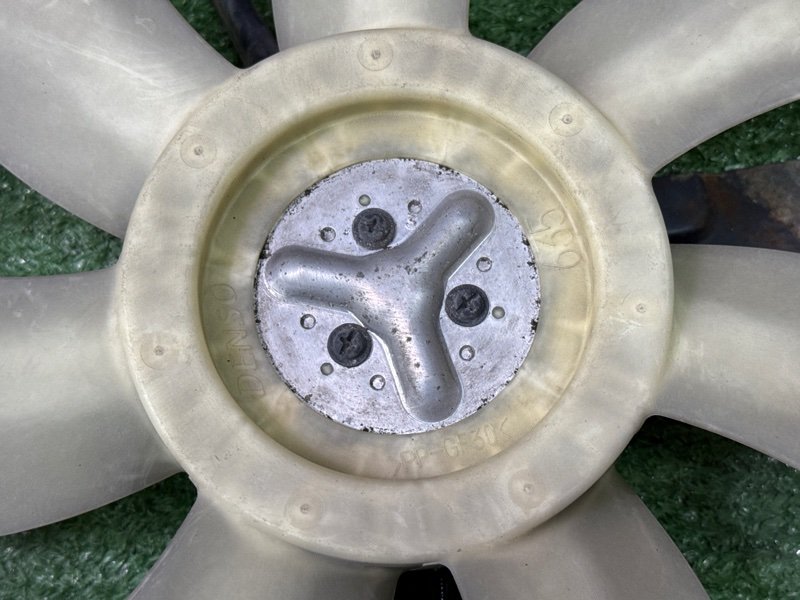 Вентилятор охлаждения радиатора Honda Civic 4D