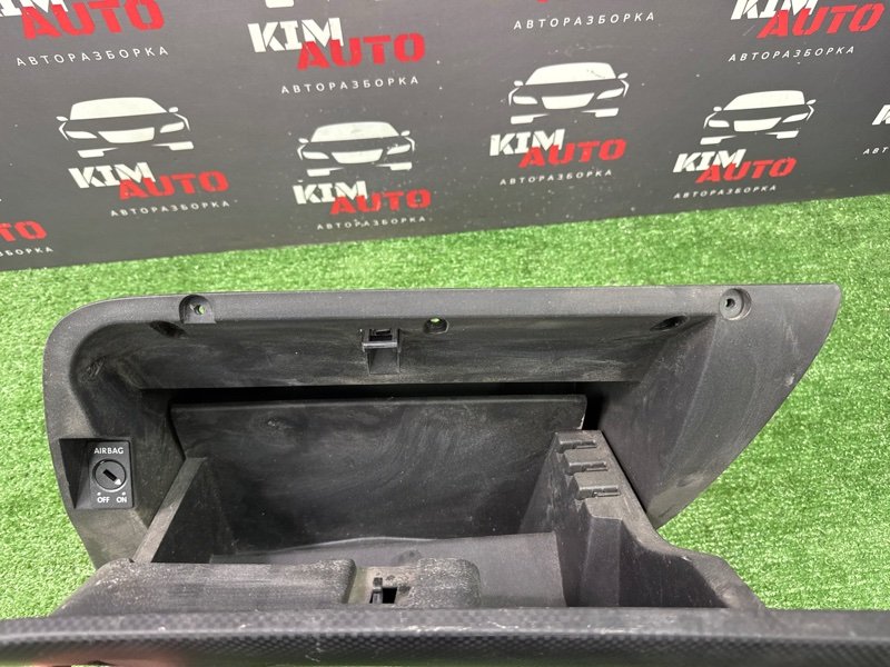 Бардачок SEAT ALTEA