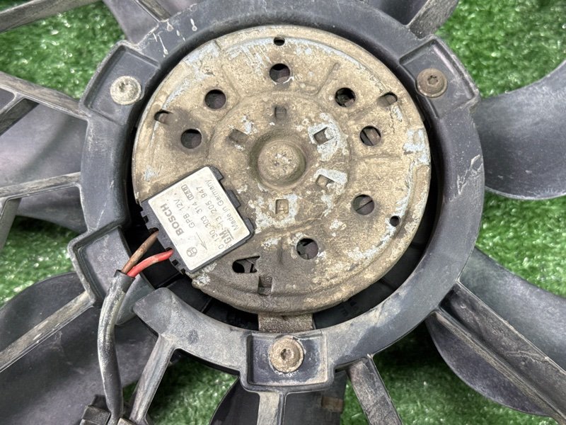 Вентилятор охлаждения радиатора Opel Astra H