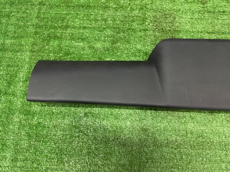 Обшивка крышки багажника Kia Sportage 3 2015 SL