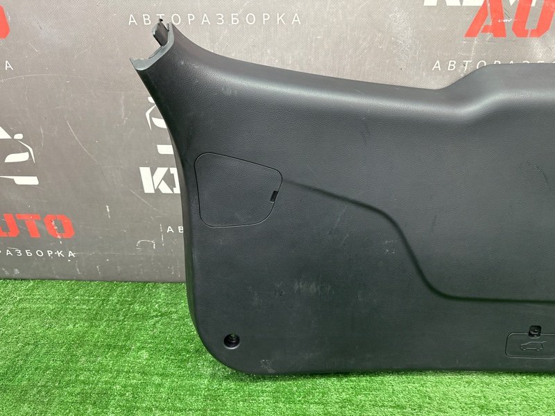 Обшивка крышки багажника Kia Sportage 3 2015 SL