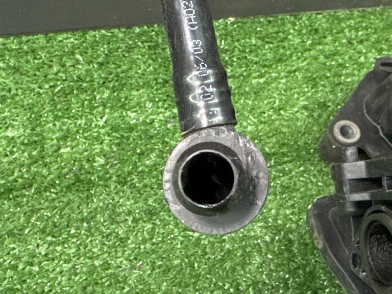 Коллектор впускной Skoda Fabia 1