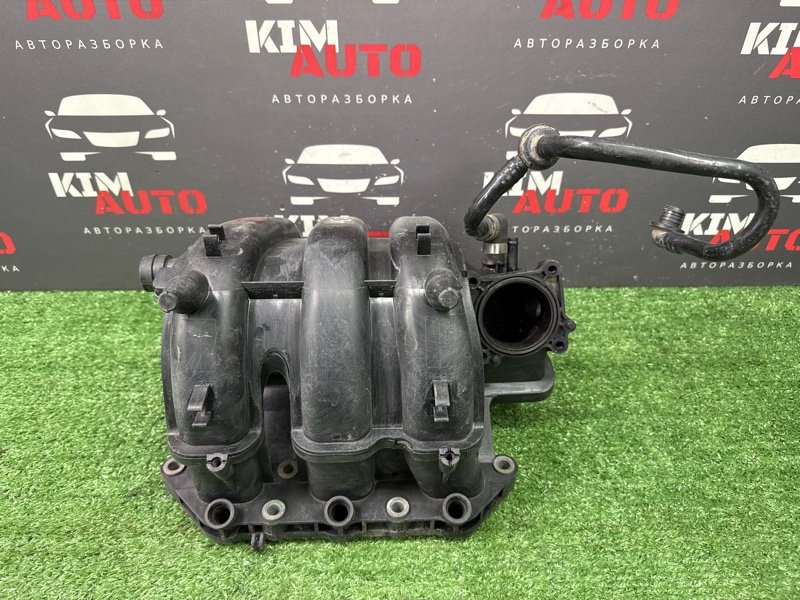 Коллектор впускной Skoda Fabia 1