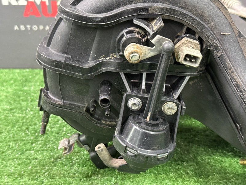 Коллектор впускной Chevrolet Lacetti