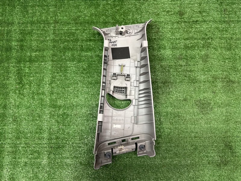 Накладка центральной стойки верхняя Kia Sportage 3 2015 SL