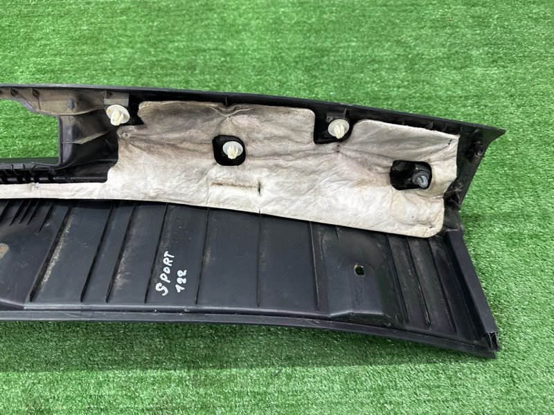 Накладка замка багажника Kia Sportage 3 2015 SL