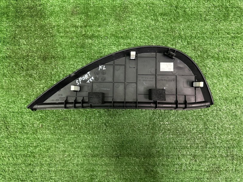 Накладка торпедо боковая Kia Sportage 3 2015 SL