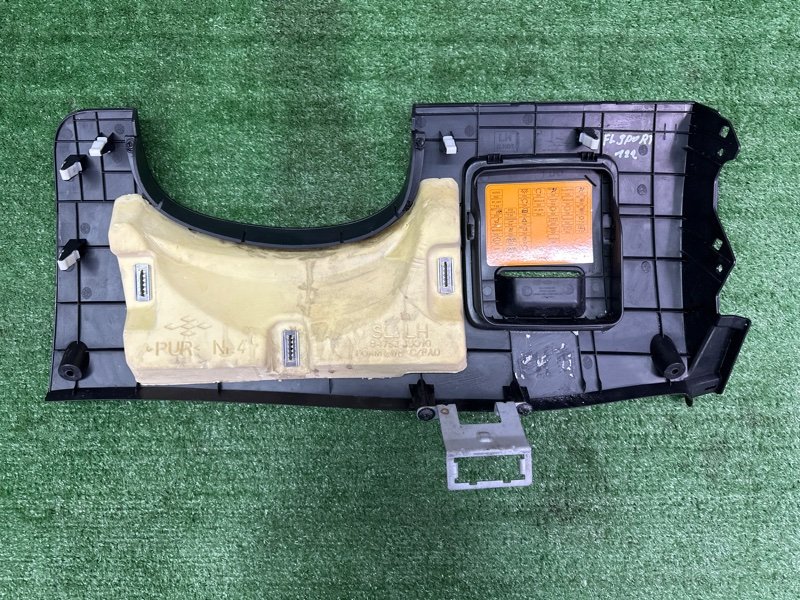 Накладка торпедо Kia Sportage 3 2015 SL